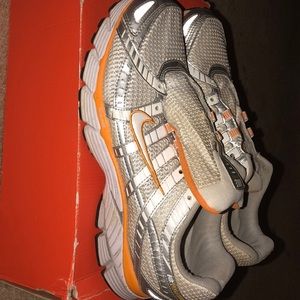 Men Nike Running Shoes